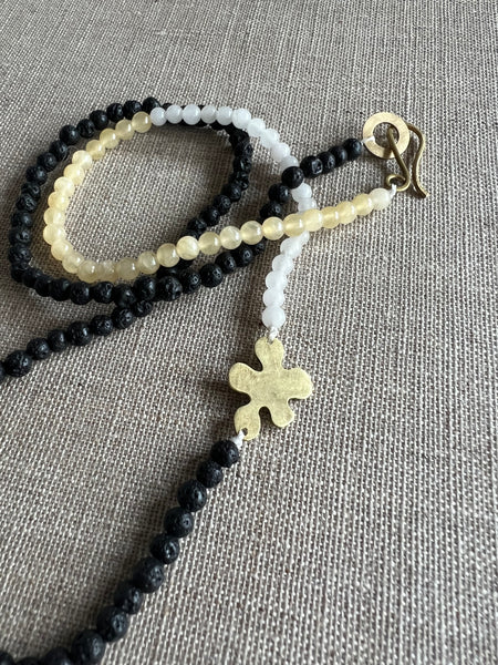 BEADED - Brass flower semi-precious bead necklace in black and white tones