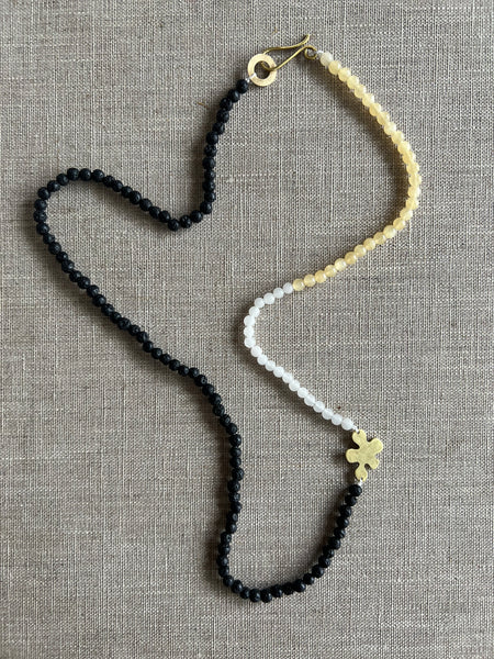 BEADED - Brass flower semi-precious bead necklace in black and white tones