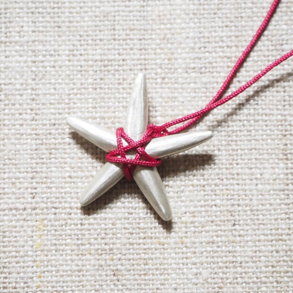 CAST SILVER - silver slim star pendant - carved lost wax necklace MMCSN03